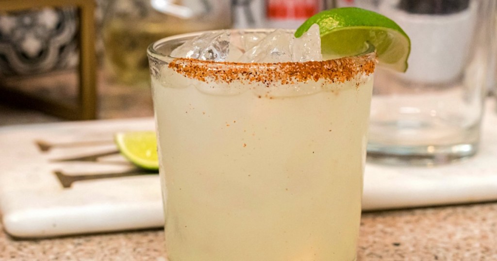 keto margarita with salted rim and lime wedge 