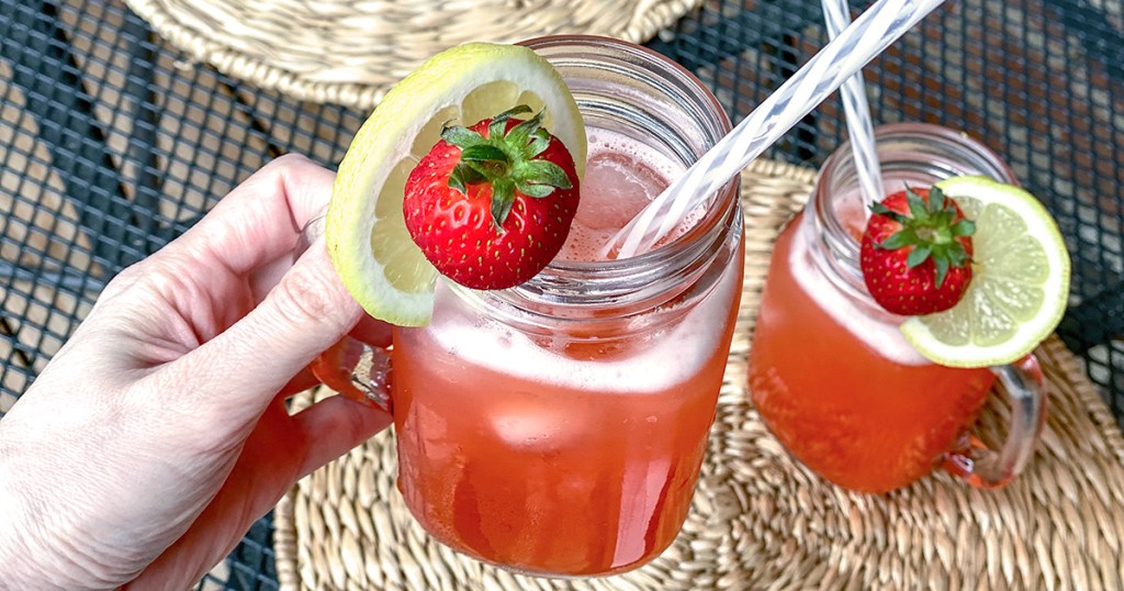 glass of keto strawberry lemonade