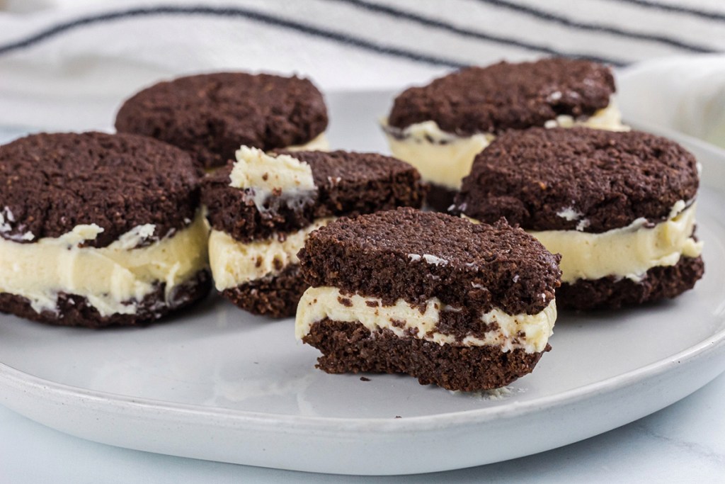 keto whoopie pies