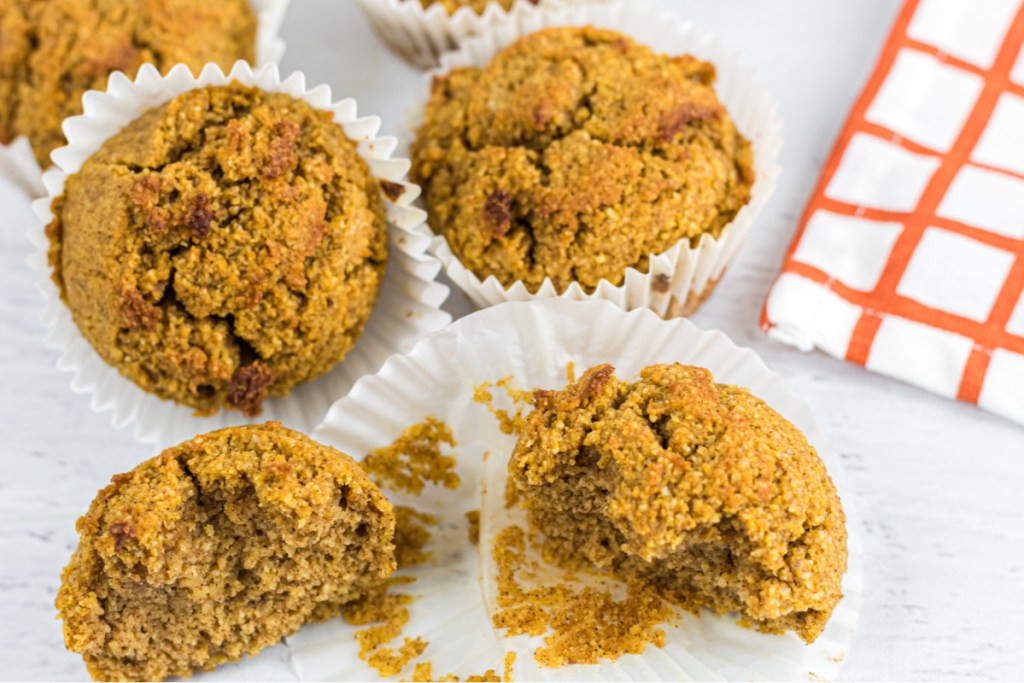 keto pumpkin muffins