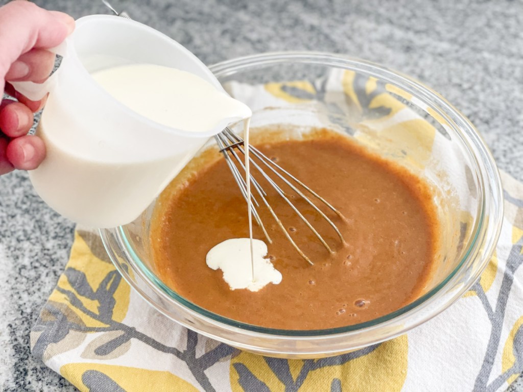 adding heavy whipping cream to keto pumpkin pie filling