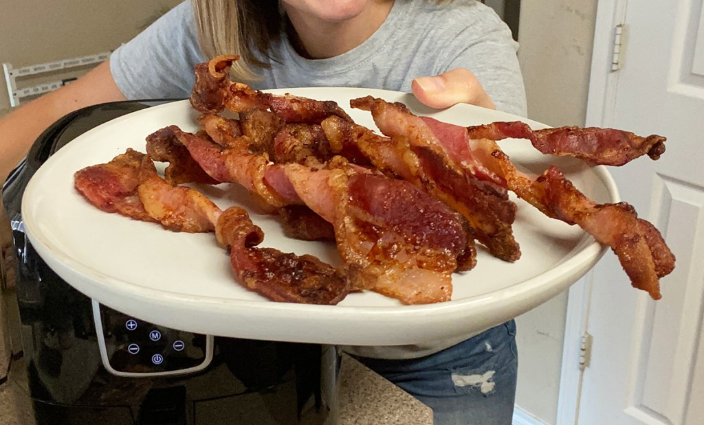 plate of air fryer bacon 