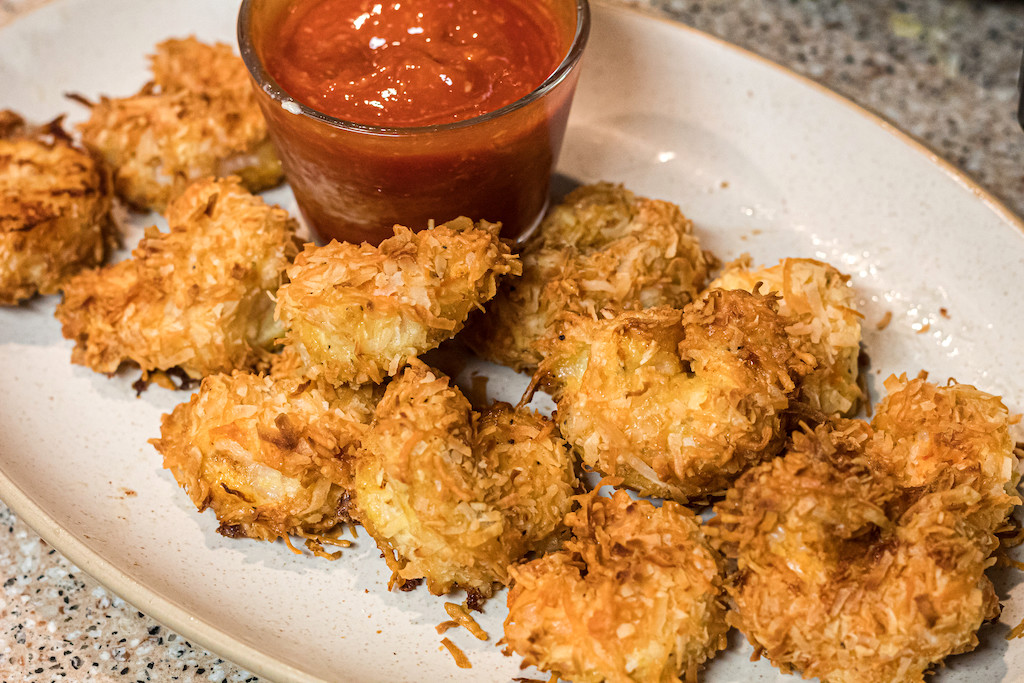 keto coconut shrimp with Cocktail sauce 