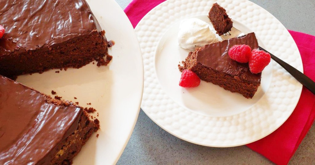 chocolate keto cake on plate