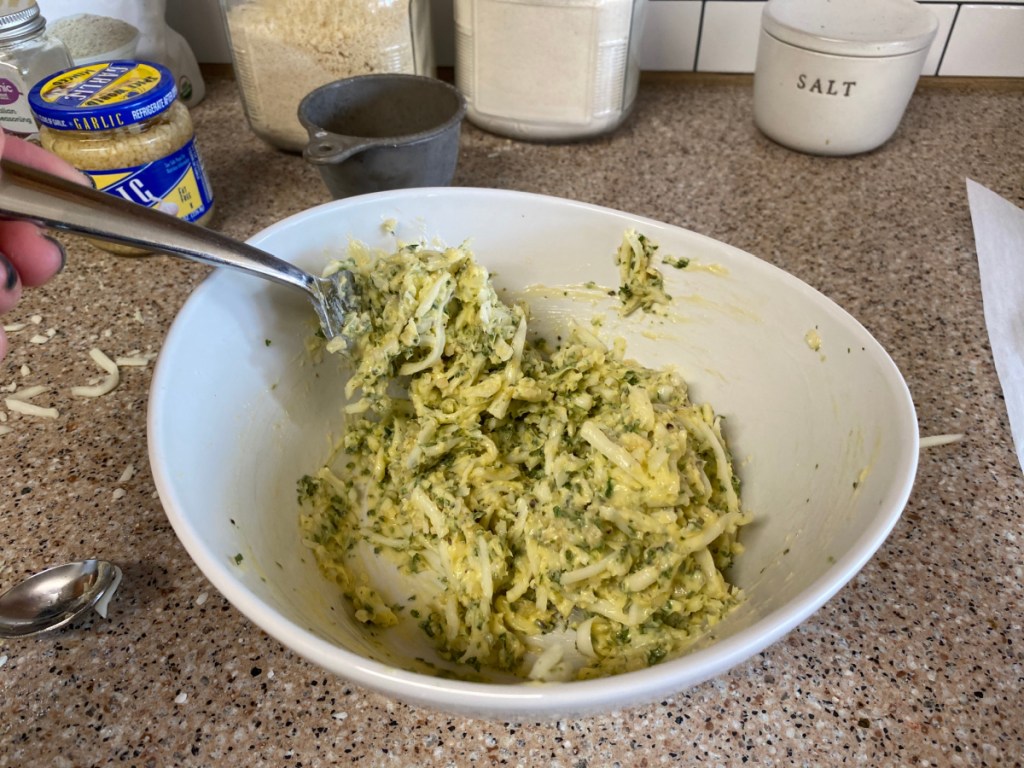 butter garlic filling in bowl