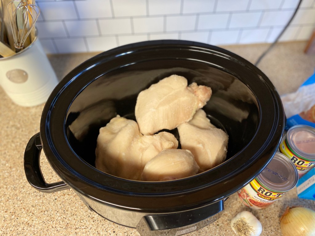 frozen chicken breast in slow cooker