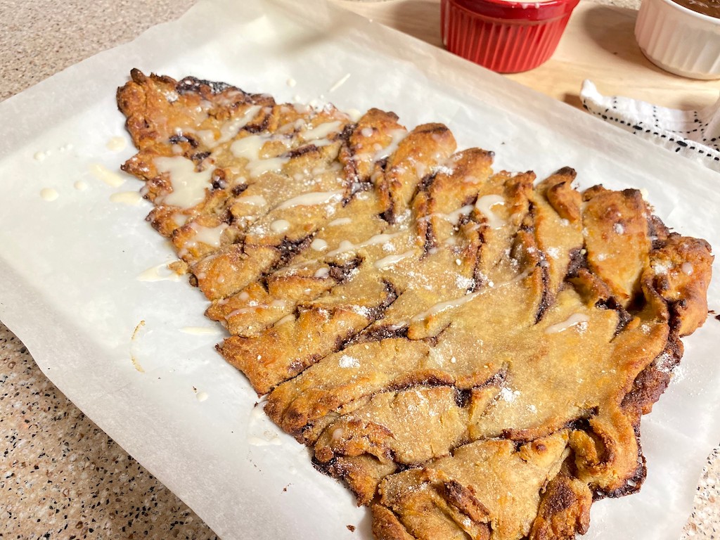 keto Christmas tree bread with icing