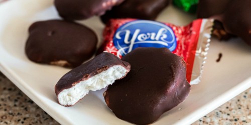 Keto Peppermint Patties Recipe (Less Than 1 Net Carb & Even Better Than the Real Thing!)