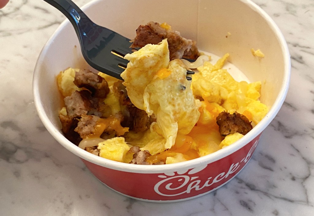 chick fil a keto hashbrown sausage scramble bowl sans hashbrowns