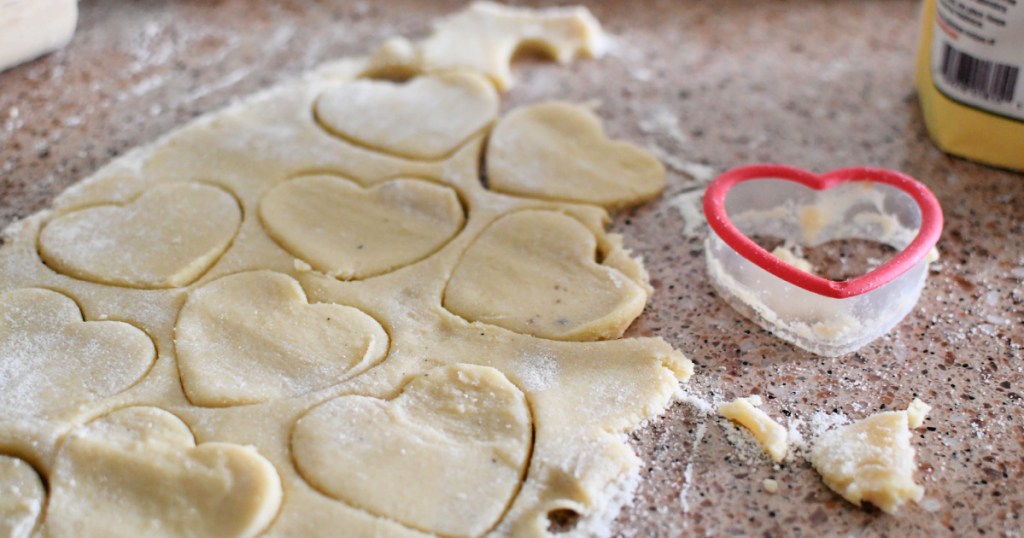 cutting out keto sugar cookies 