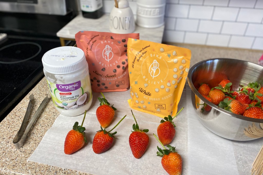 ingredients for chocolate covered strawberries