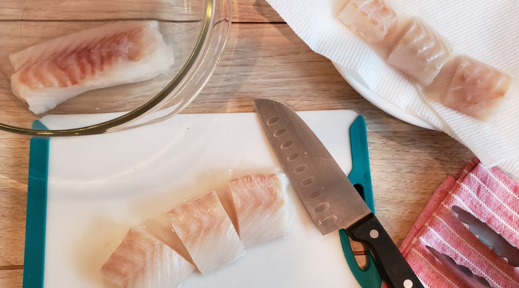 Slicing thick cod loins