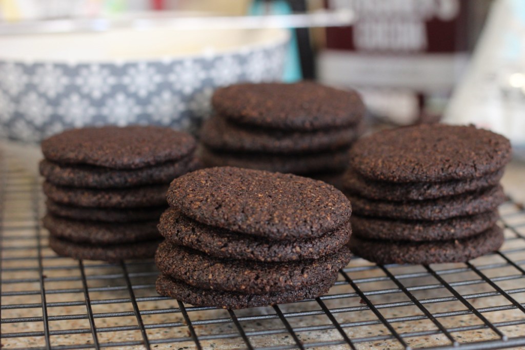 Keto chocolate wafer cookies