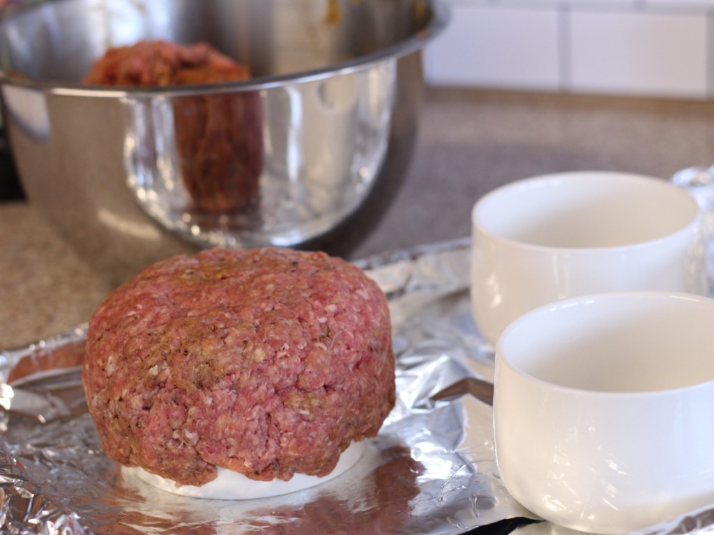 shaping hamburger bowl