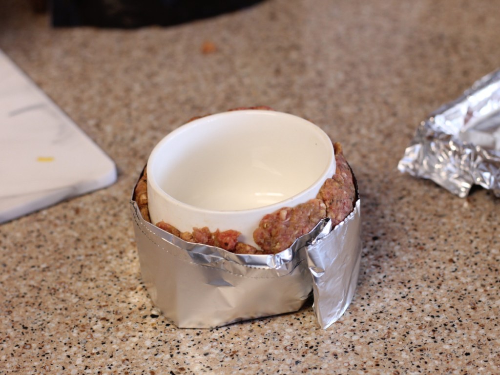 wrapping foil around hamburger bowl