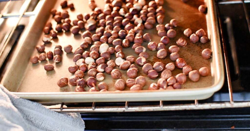 roasting hazelnuts for keto nutella