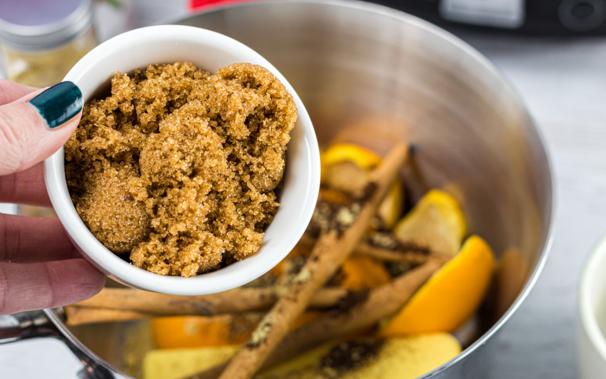 adding brown swerve to pot for keto ham glaze