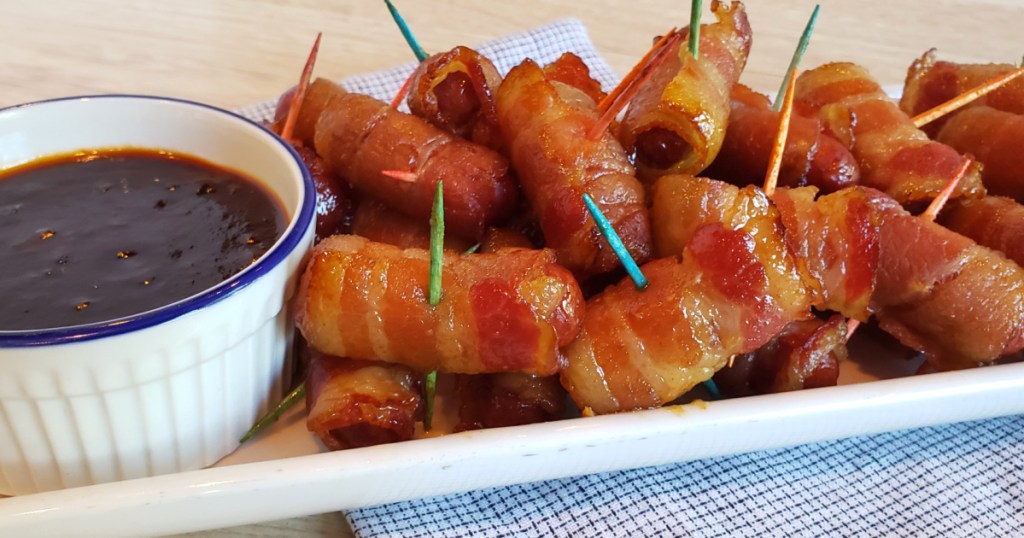 keto bacon-wrapped little smokies with sauce 