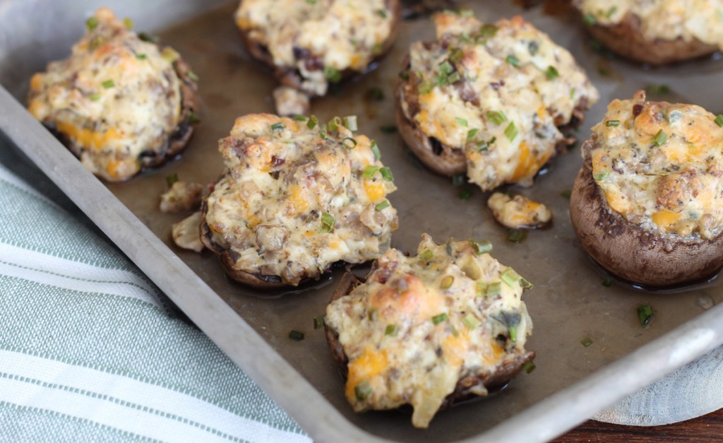 keto-friendly stuffed mushrooms