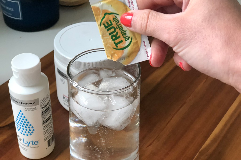 adding grapefruit powder to adapted nutrition hi-lyte concentrate