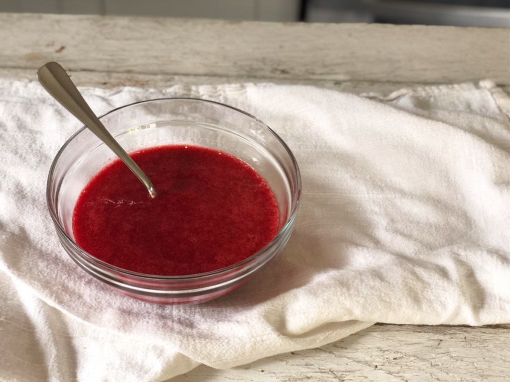 sugar-free gelatin strawberry puree mixture