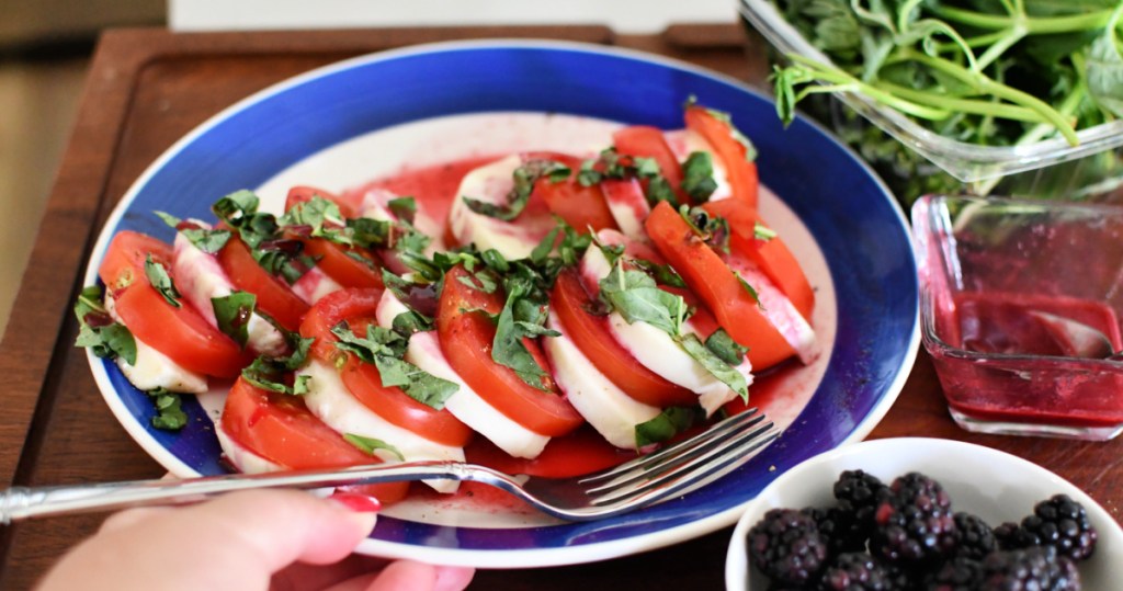 plate of keto caprese salad