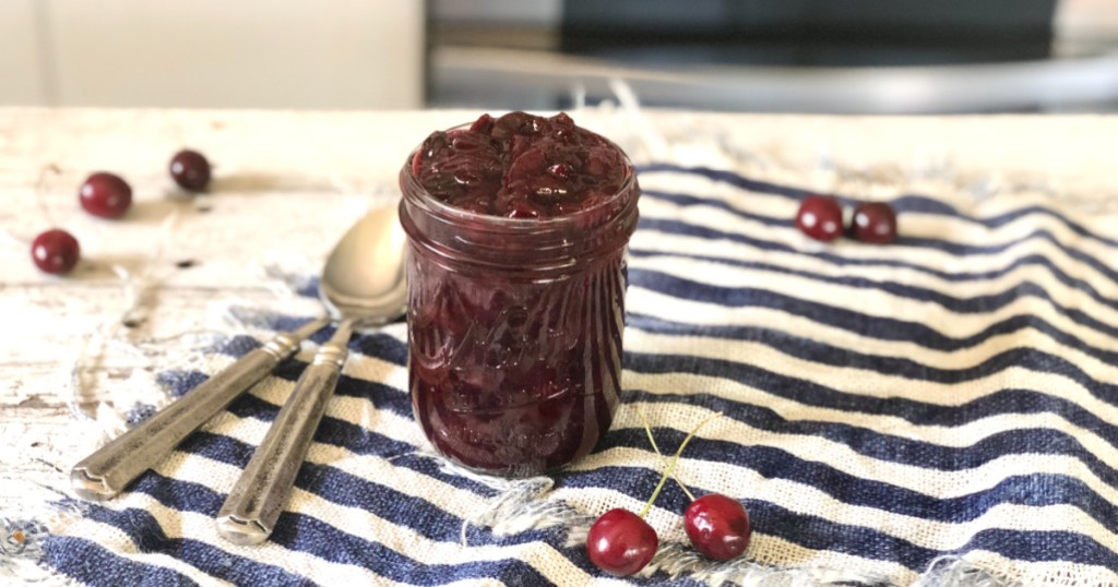 sugar-free cherry pie filling in a mason jar