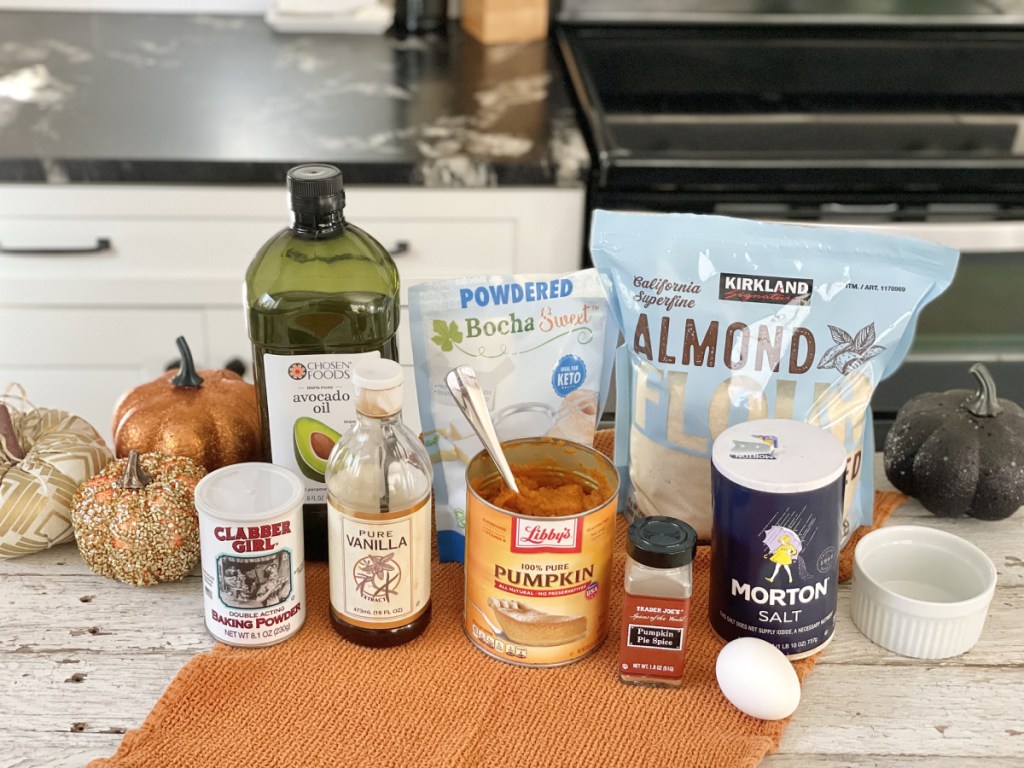 Keto Pumpkin Mug Cake ingredients 