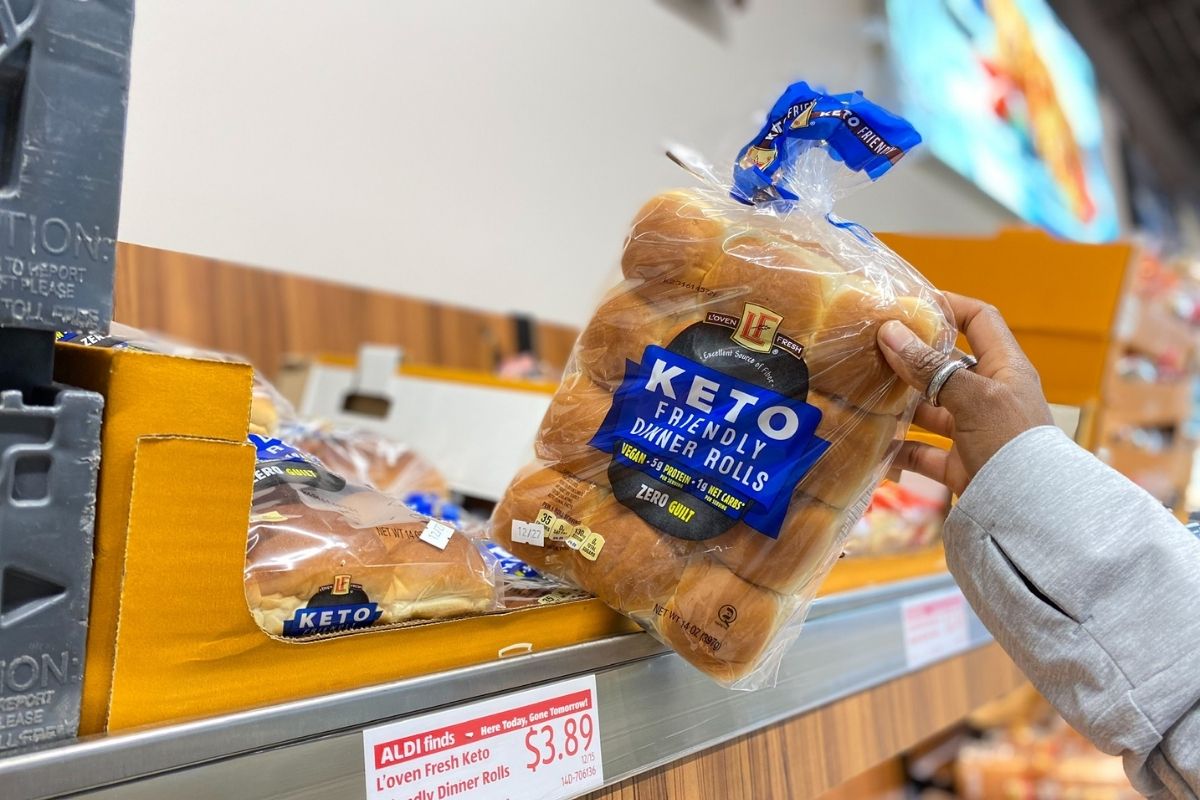 ALDI Keto Bread, Bagels, & Rolls are Cheap & Actually Taste Good