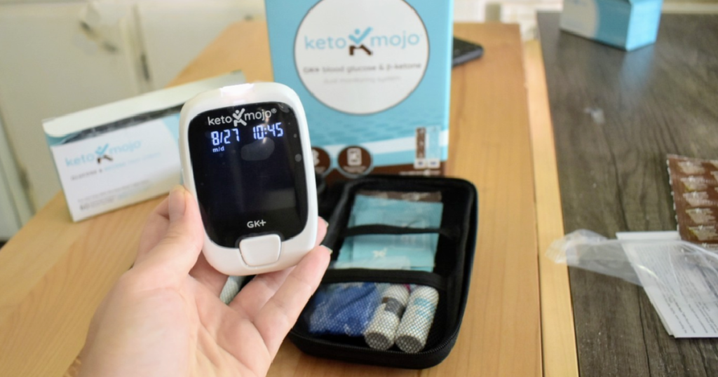 Holding Keto Mojo kit