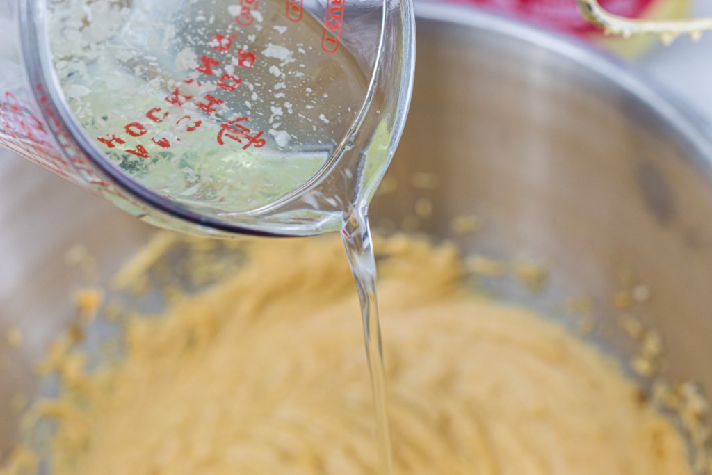 pouring the coconut oil