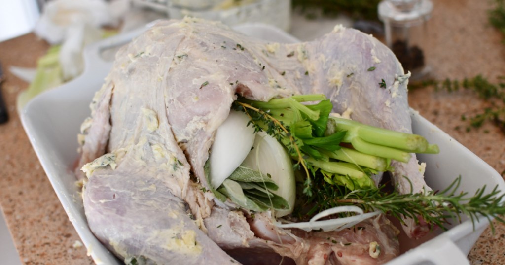 stuffing turkey with herbs