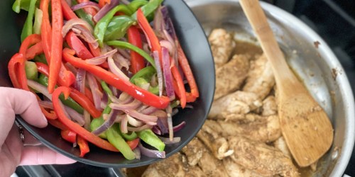 Easy One-Skillet Keto Chicken Fajitas – Have Dinner Ready in 30 Minutes!