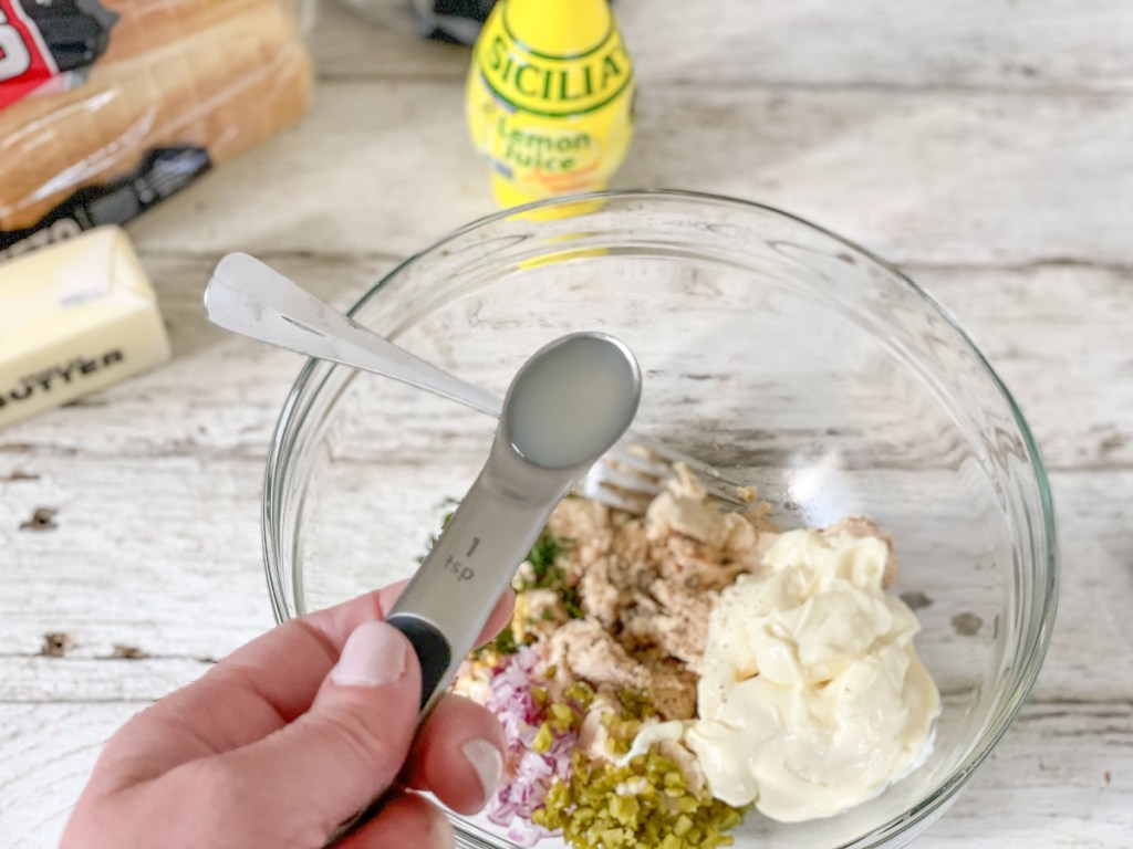 adding lemon juice to tuna for Keto Tuna Melt