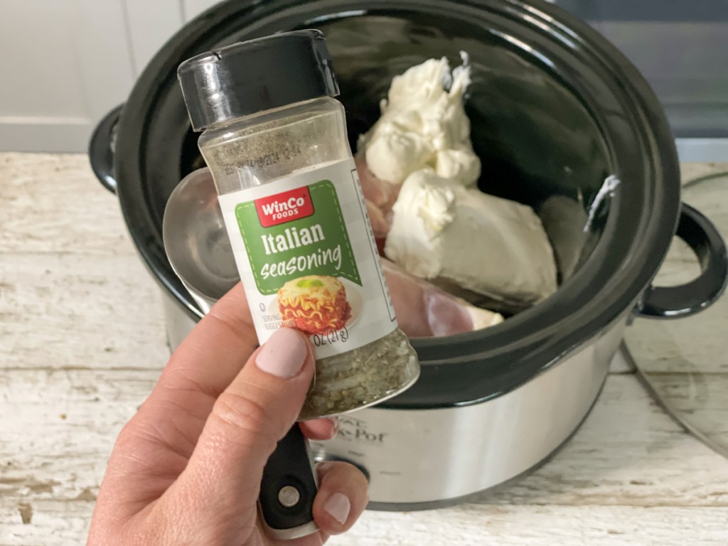 adding seasonings to slow cooker for keto slow cooker cream cheese chicken