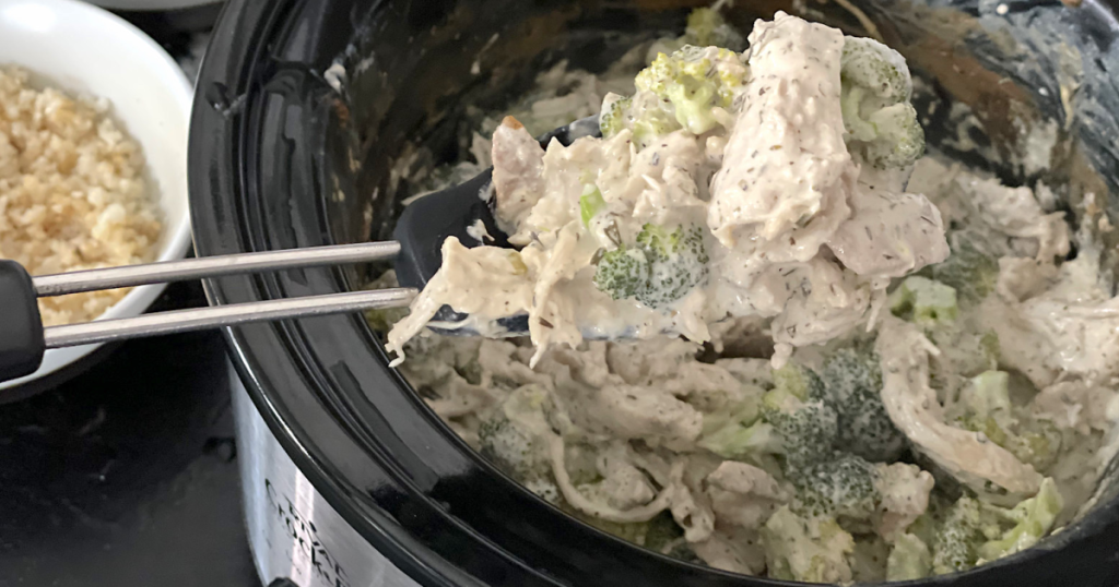 cream cheese chicken with broccoli in the Crockpot 