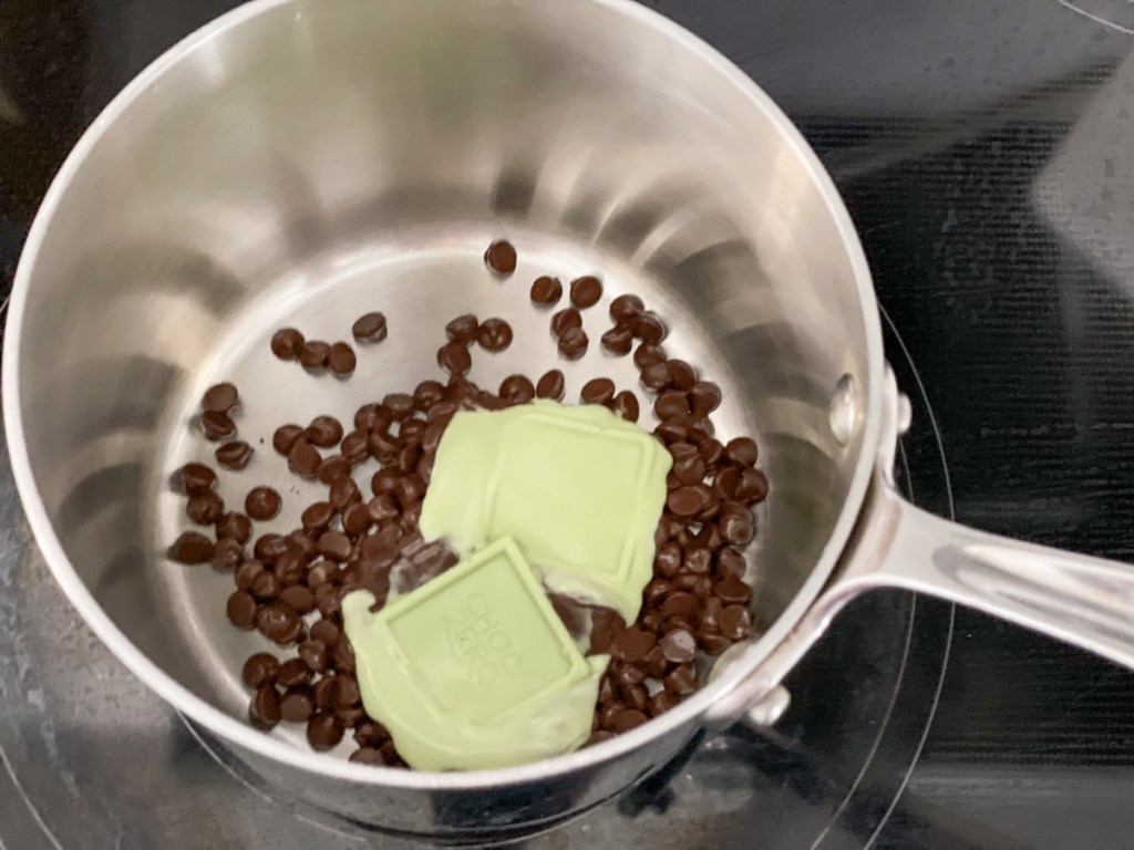 melting chocolate for keto mint chocolate cupcakes