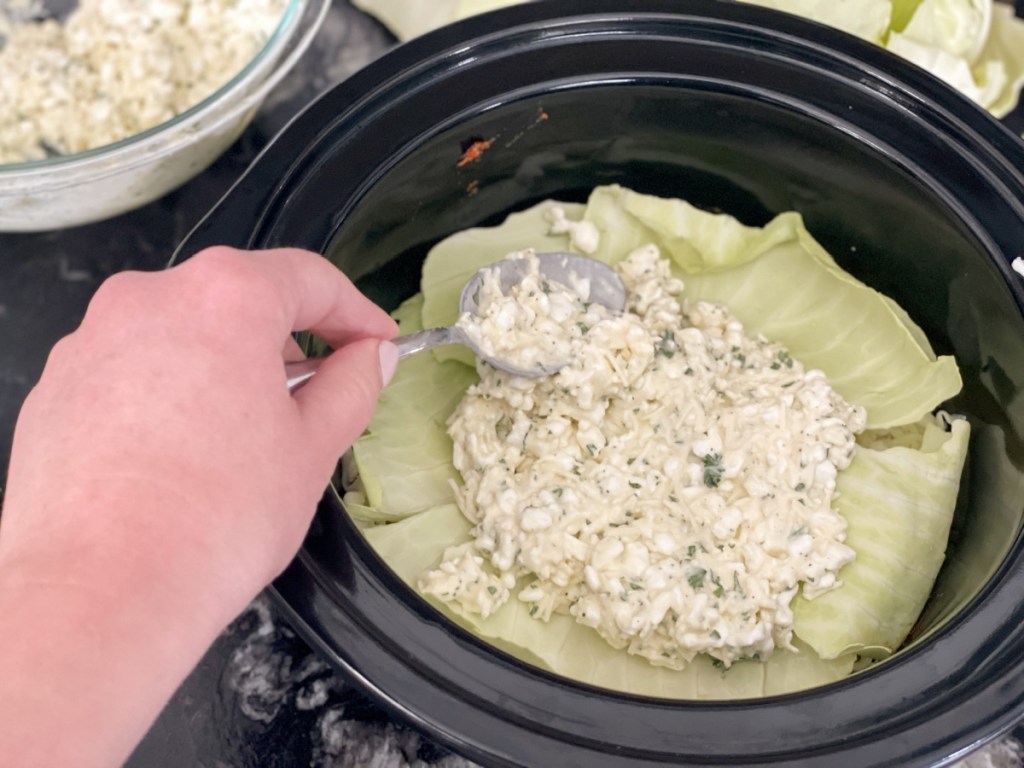 adding cottage cheese layer to slow cooker low-carb lasagna