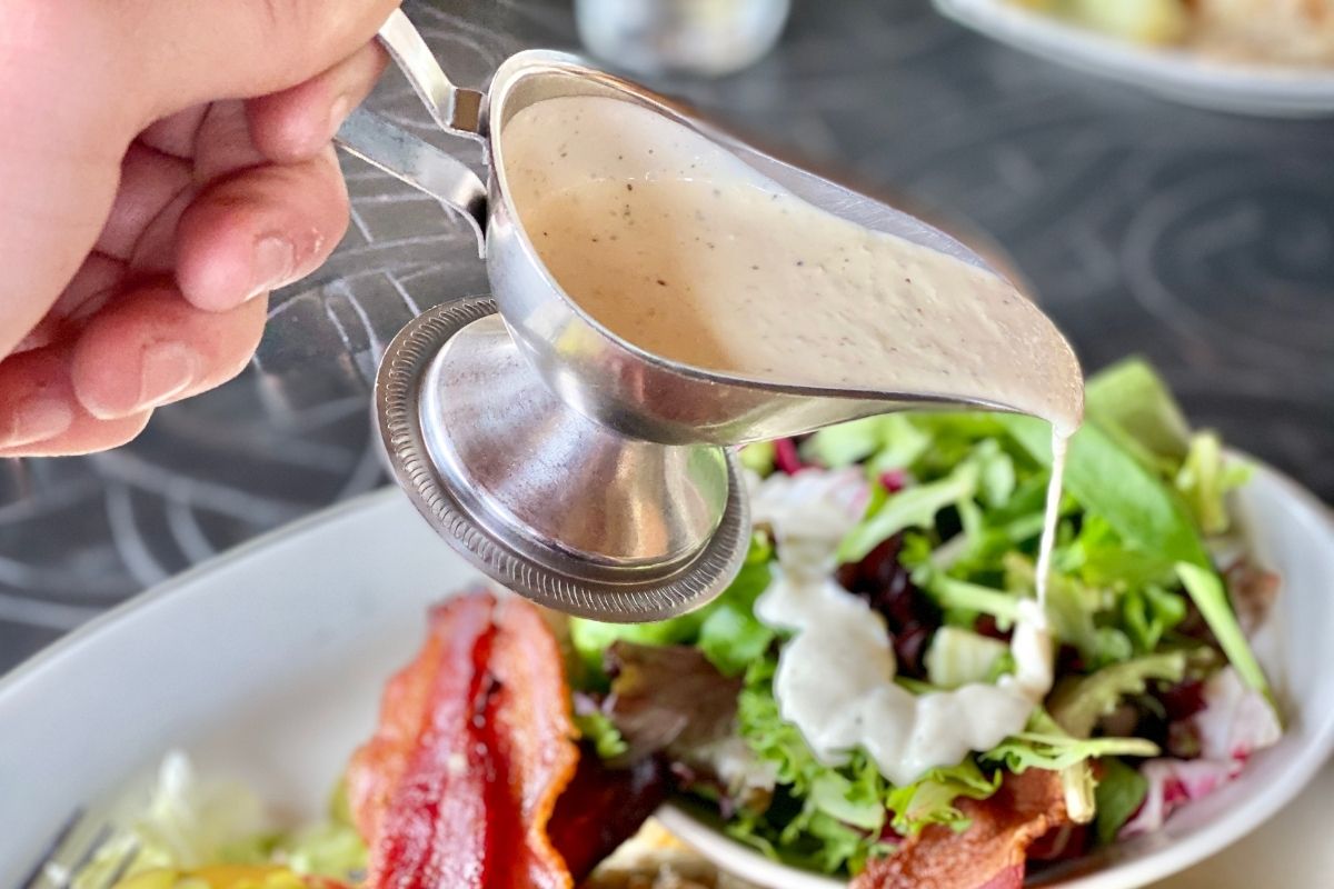 Cheesecake Factory salad with dressing