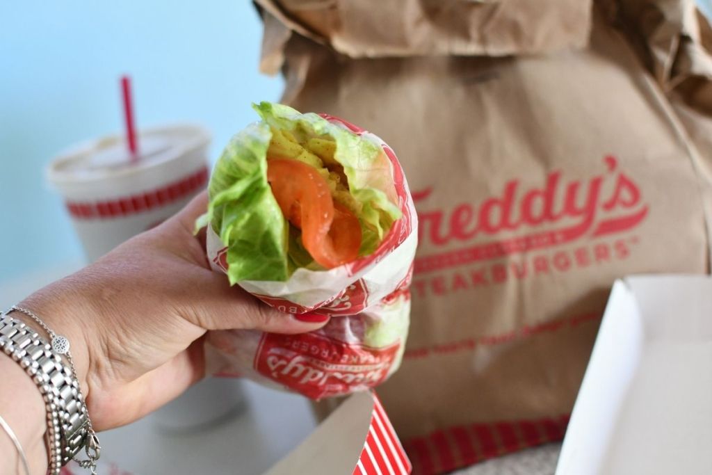 lettuce-wrapped-chicken-sandwich