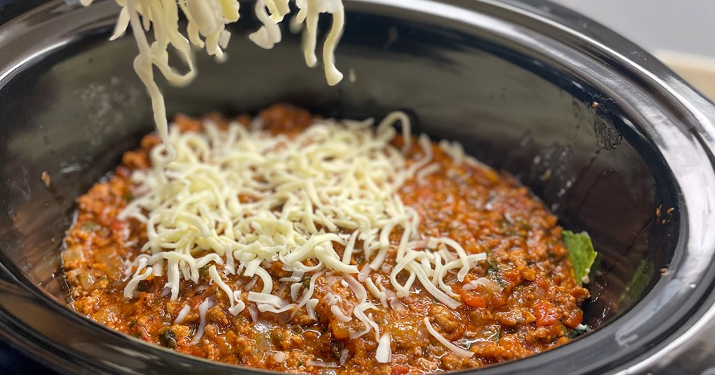 adding mozzarella cheese to keto crockpot lasagna