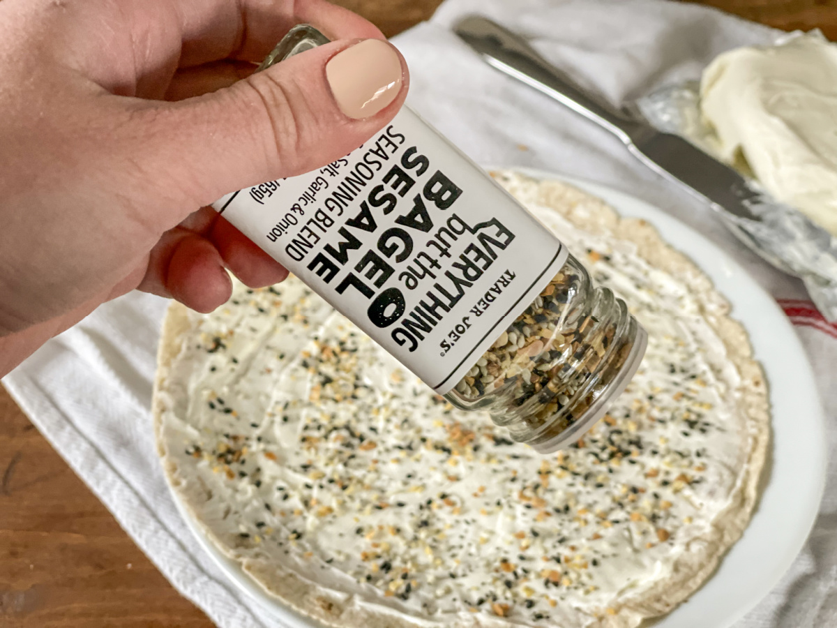 Keto Tortilla Roll Ups With Everything Bagel Seasoning Hip2Keto Recipe