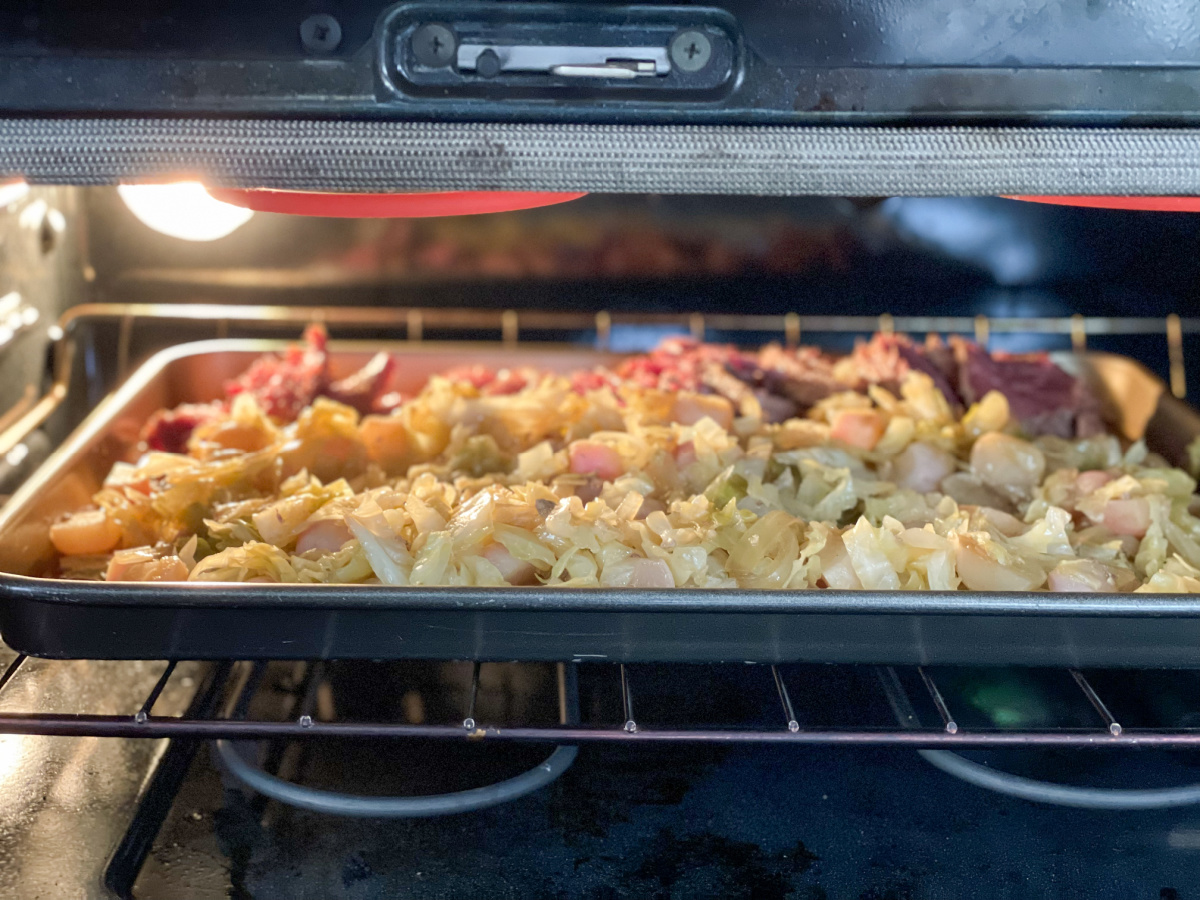 broiling keto corned beef and cabbage 