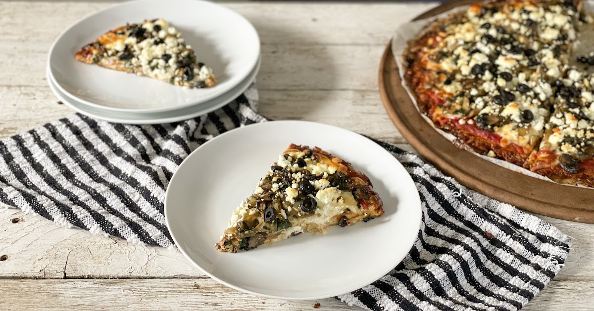 Keto Sausage Crust Pizza.. Yep, You Read That Right, Sausage Crust!