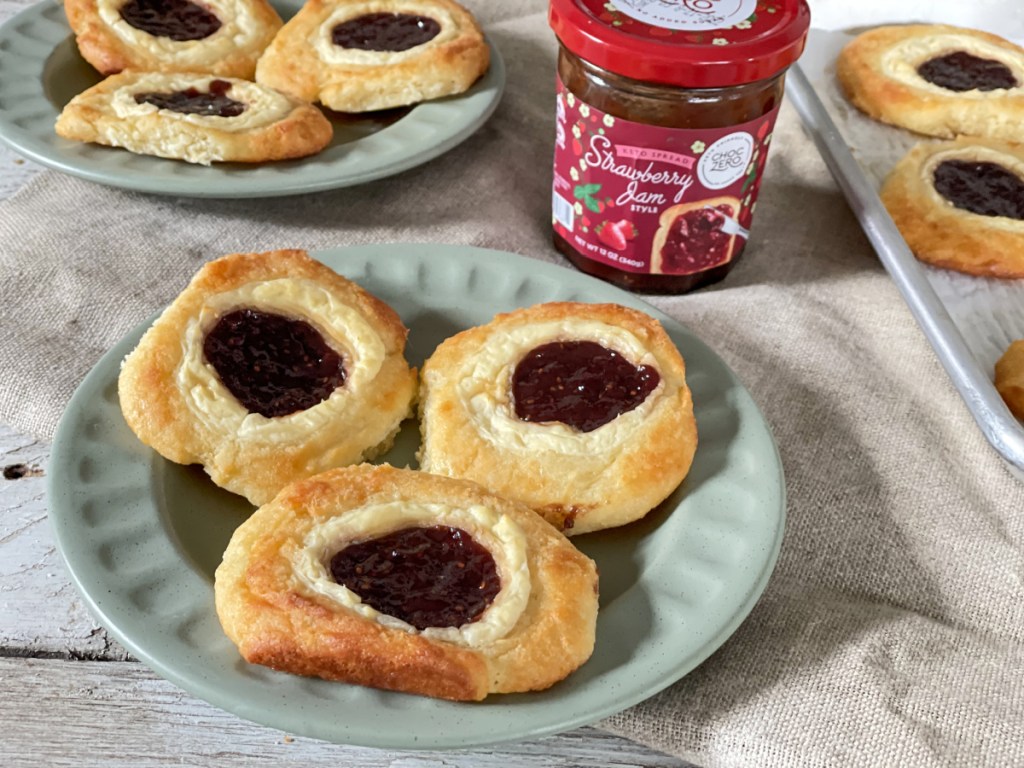 keto strawberry cream cheese danishes plated 