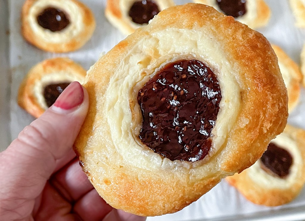 keto cream cheese strawberry danish