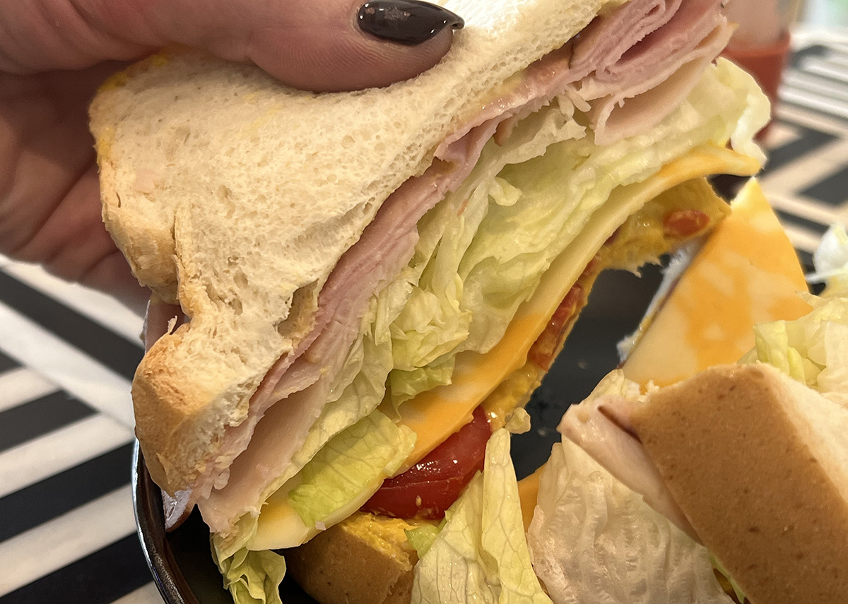 hero bread keto turkey sandwich - Subway's low carb bread