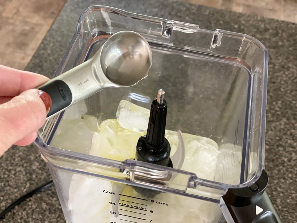 adding sugar-free coconut syrup to blender 