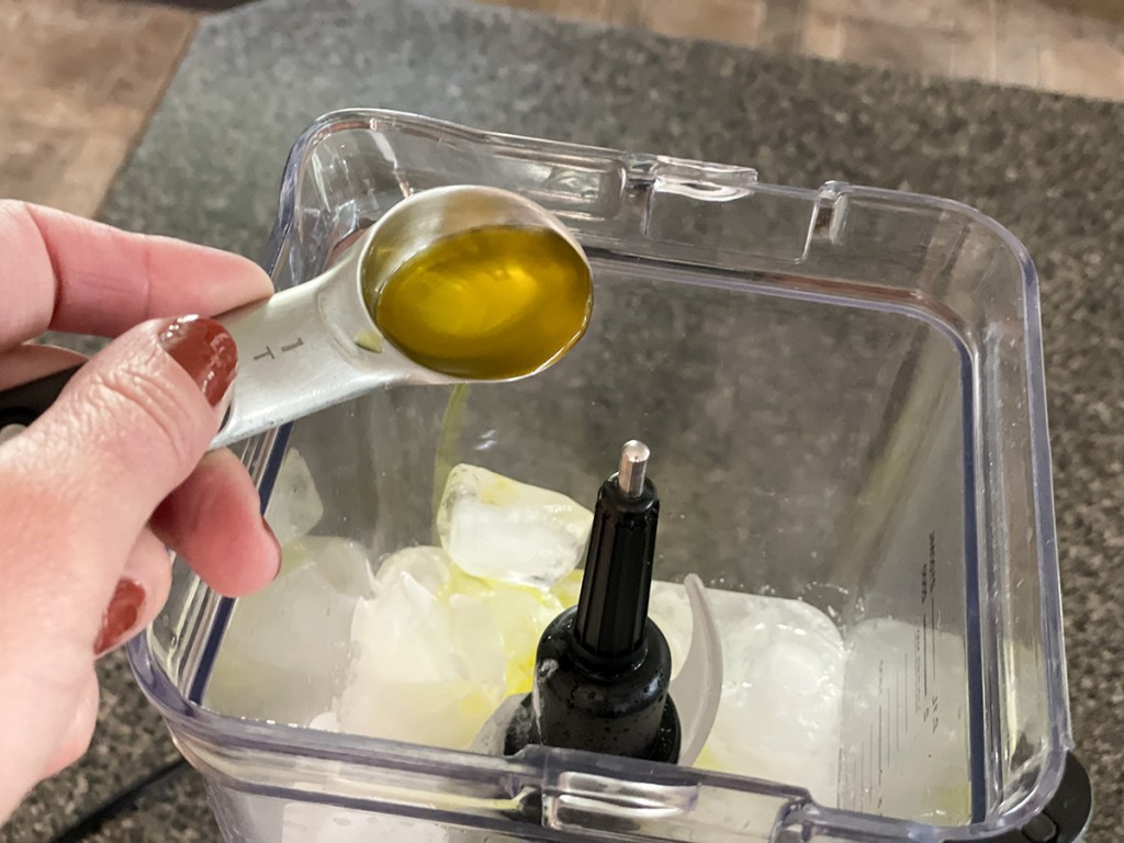 adding sugar-free pineapple syrup to blender