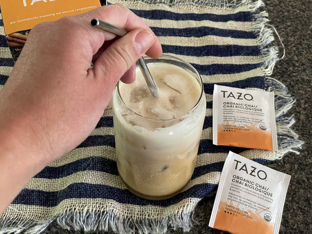 Thé TAZO®, LATTÉS ICED CHAI